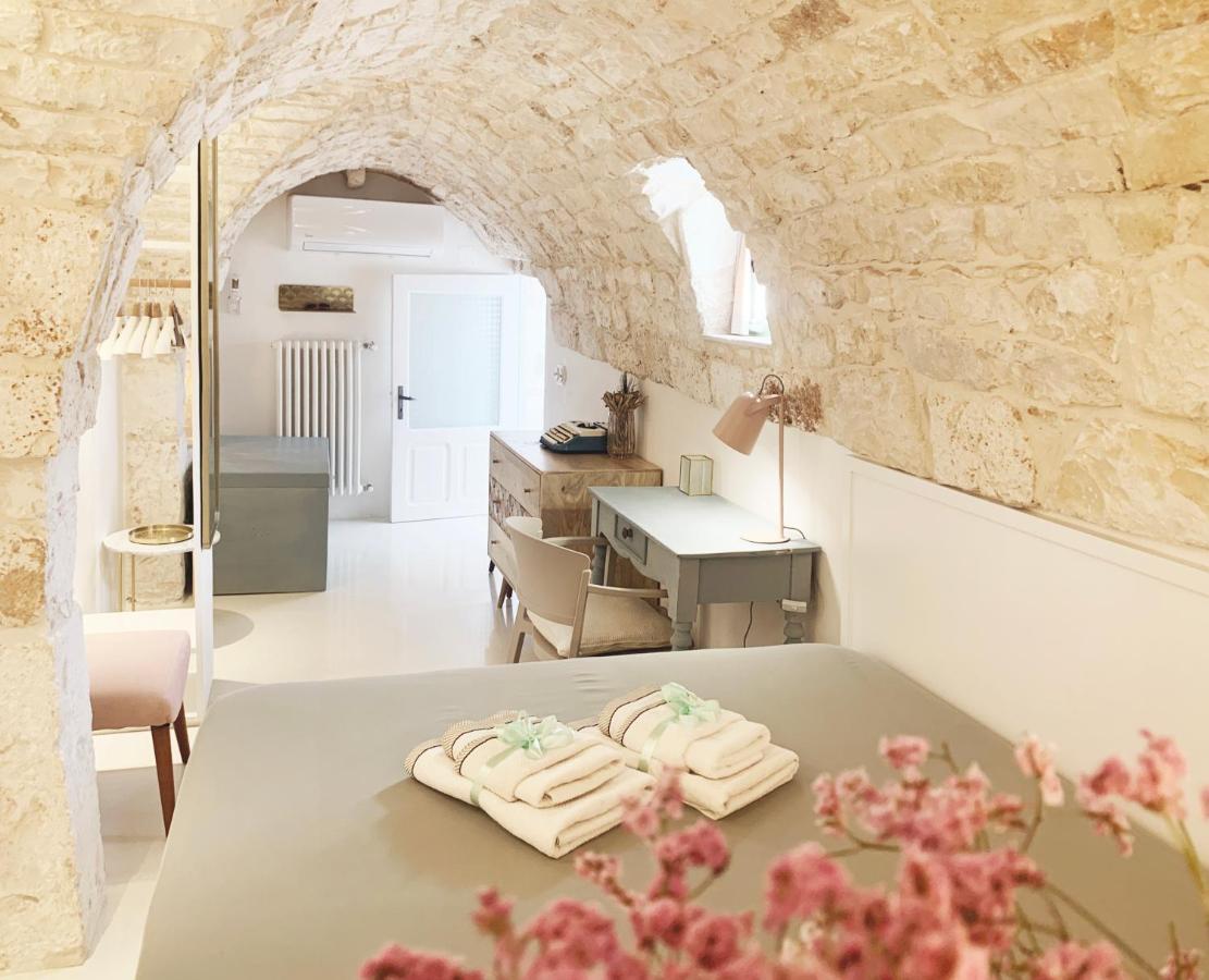 Апартаменти Domus Otium Ostuni - Tiny House Екстер'єр фото